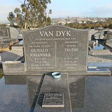 DYK Dewald Johannes, van 1935-1997 &amp; Trudie 1939-2021 :: DYK Maria Petronella, van 1941-2020 