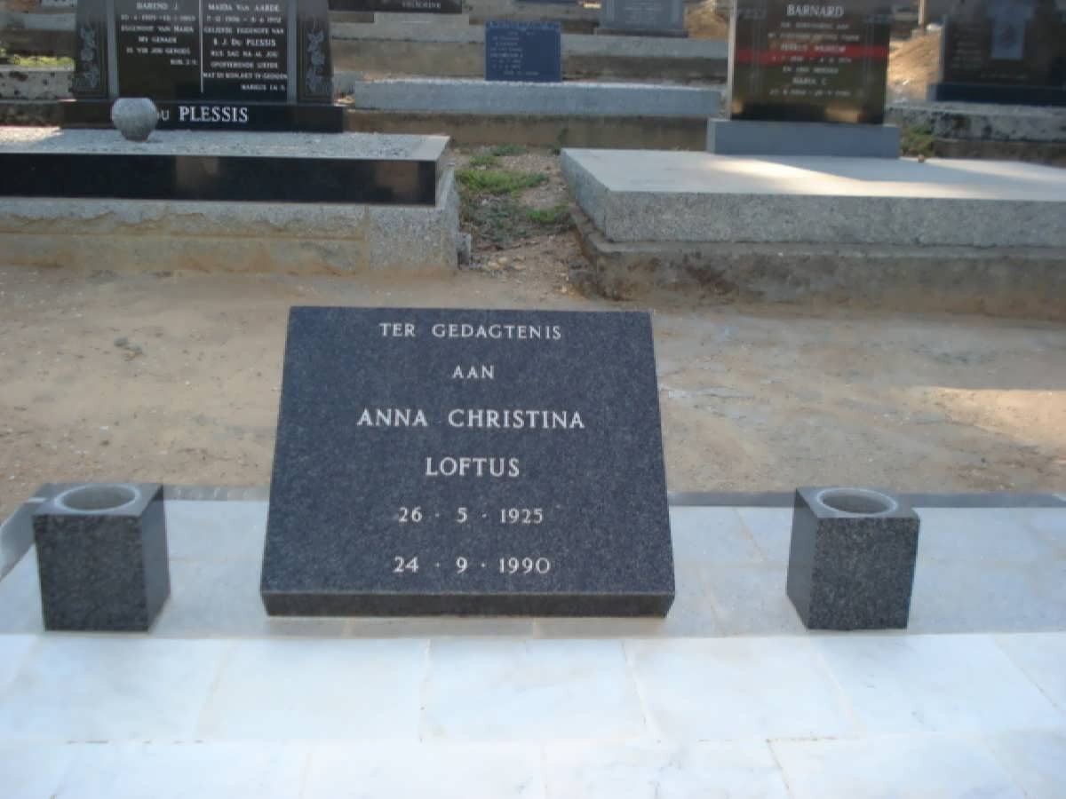 LOFTUS Anna Christina 1925-1990