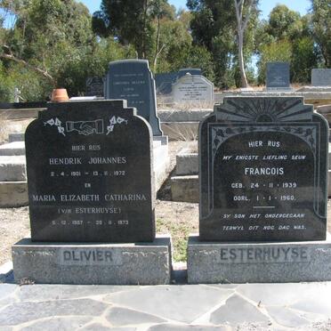 OLIVIER Hendrik Johannes 1901-1972 &amp; Maria Elizabeth Catharina ESTERHUYSE 1907-1973 :: ESTERHUYSE Francois 1939-1960