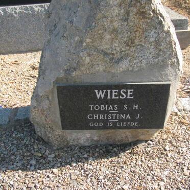 WIESE Tobias S.H. :: WIESE Christina J.