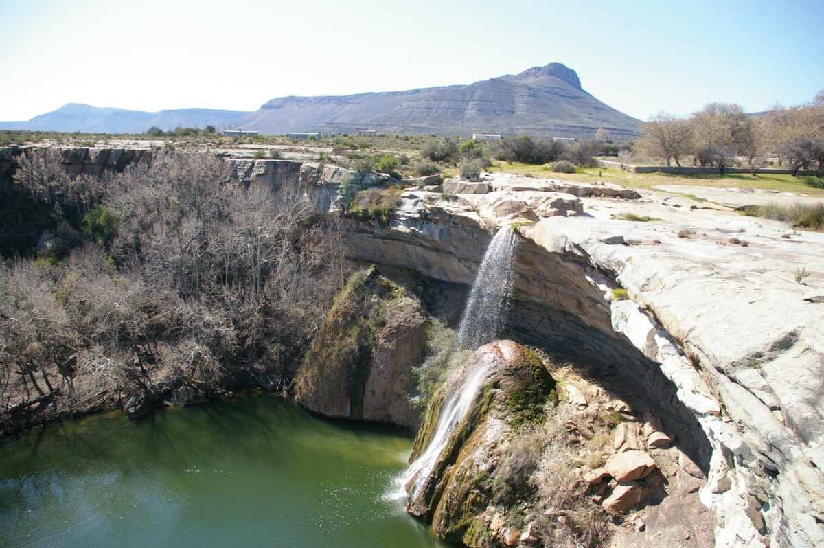 2. Overview / Oorsig