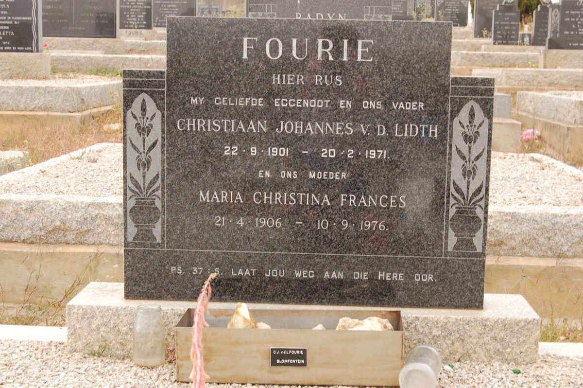 FOURIE Christiaan Johannes v.d. Lidth 1901-1971 &amp; Maria Christina Frances 1906-1976