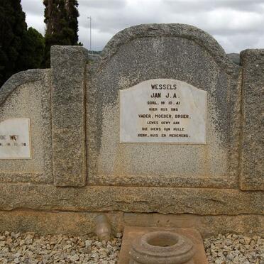 WESSELS Jan J.A. -1941 :: WESSELS De Wet -1938 :: WESSELS Jeanie -??