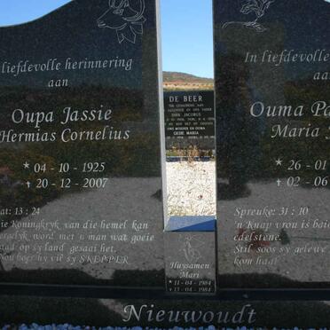 NIEUWOUDT Hermias Cornelius 1925-2007 &amp; Maria Jacoba 1922-2008