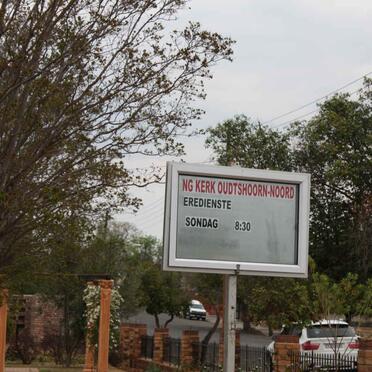 Western Cape, OUDTSHOORN, NG Kerk Oudtshoorn-Noord, Muur van herinnering