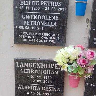 LANGENHOVEN Gerrit Johan 1950-2018 &amp; Alberta Gesina 1951-