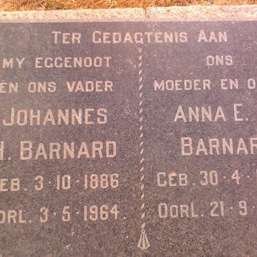 BARNARD Johannes H. 1886-1964 &amp; Anna E.J. 1898-1998
