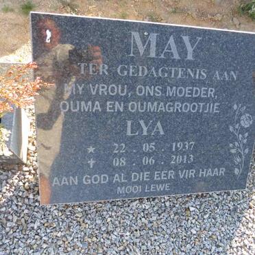 MAY Lya 1937-2013