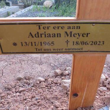 MEYER Adriaan 1965-2023