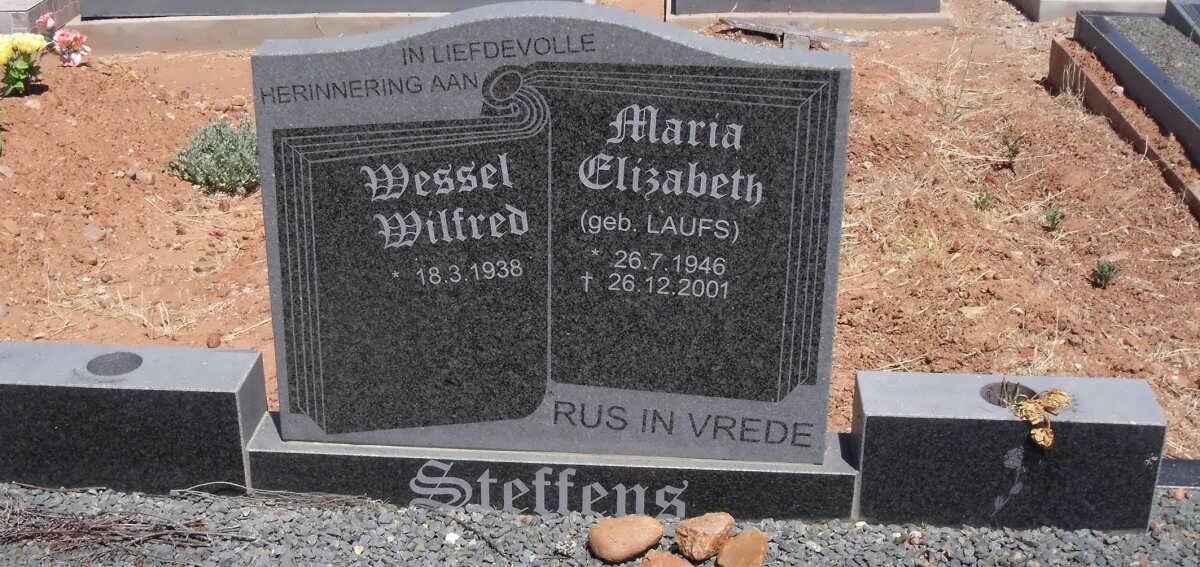 STEFFENS Wessel Wilfred 1938- &amp; Maria Elizabeth LAUFS 1946-2001