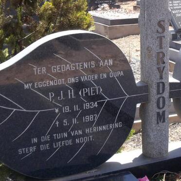 STRYDOM P.J.H. 1934-1987 &amp; Catherina Johanna 1942-