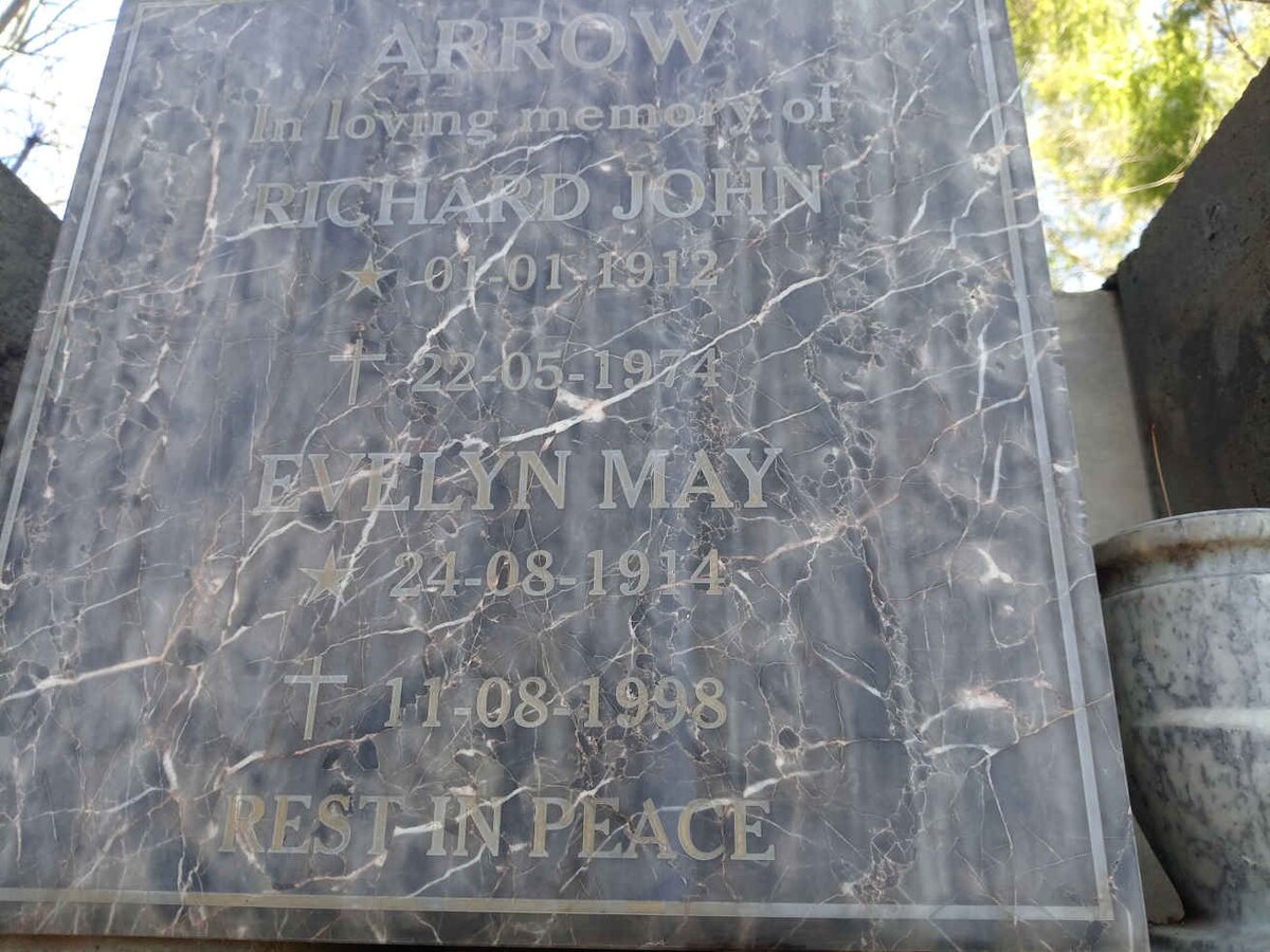 ARROW Richard John 1912-1974 & Evelyn May 1914-1998