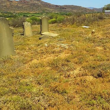 Western Cape, OUDTSHOORN district, De Haasejagt 79_3, farm cemetery