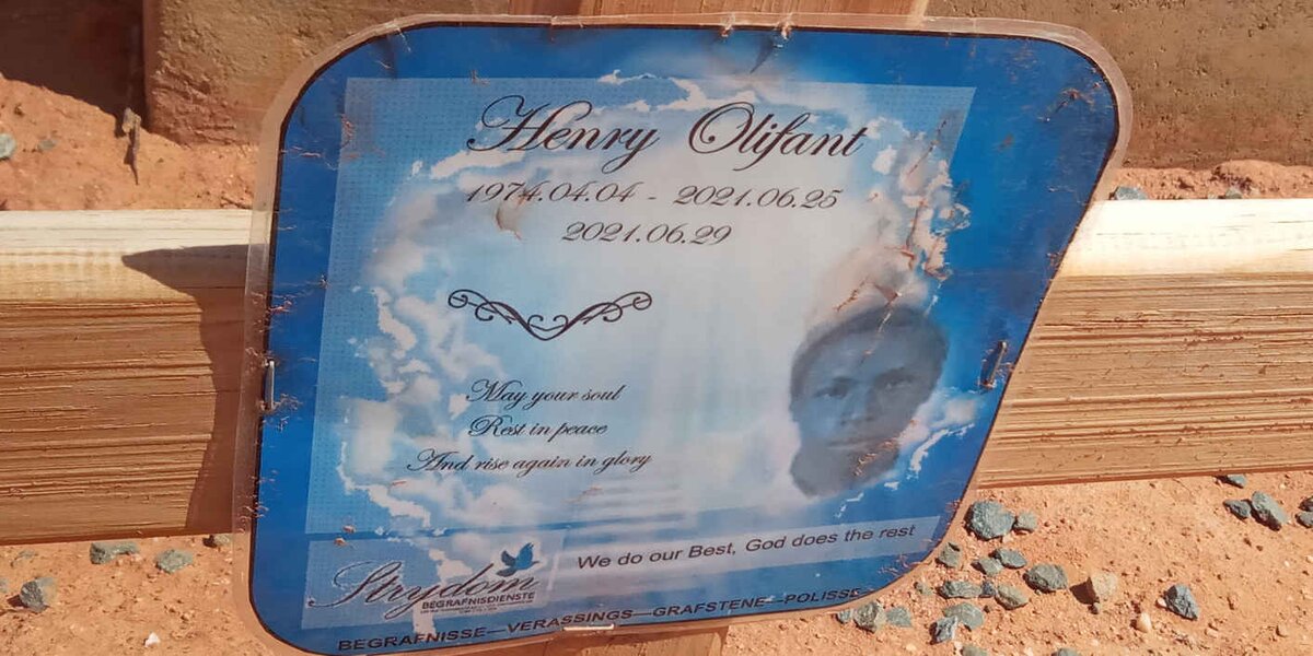 OLIFANT Henry 1974-2021