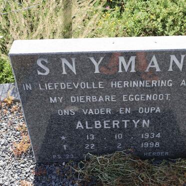 Western Cape, OUDTSHOORN district, Dysselsdorp, Rietvalley 77_4, Rietvlei, farm cemetery