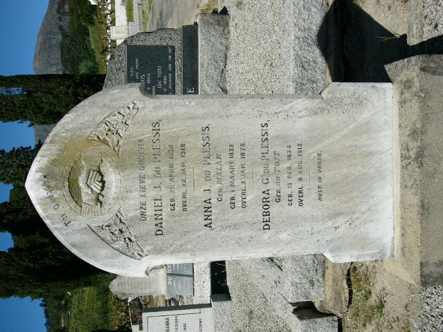 PLESSIS Daniel J., du 1830-1918 :: DU PLESSIS Anna J. nee MALAN 1832-1875 :: DU PLESSIS Debora G. nee DU TOIT 1834-1915