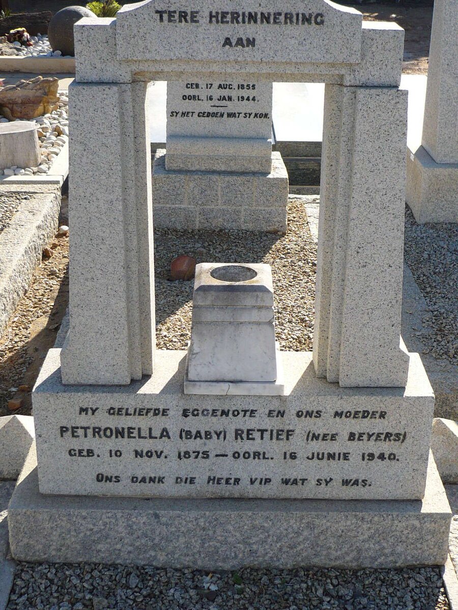 RETIEF Petronella nee BEYERS 1875-1940
