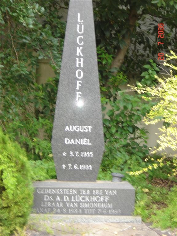 LUCKHOFF August Daniel 1935-1993