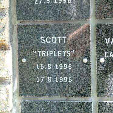 SCOTT Triplets 1996-1996