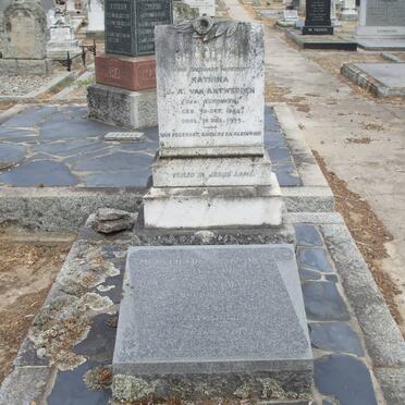 ANTWERPEN G., van 1879-1963 &amp; Katrina J.A. SCHONKEN 1884-1935