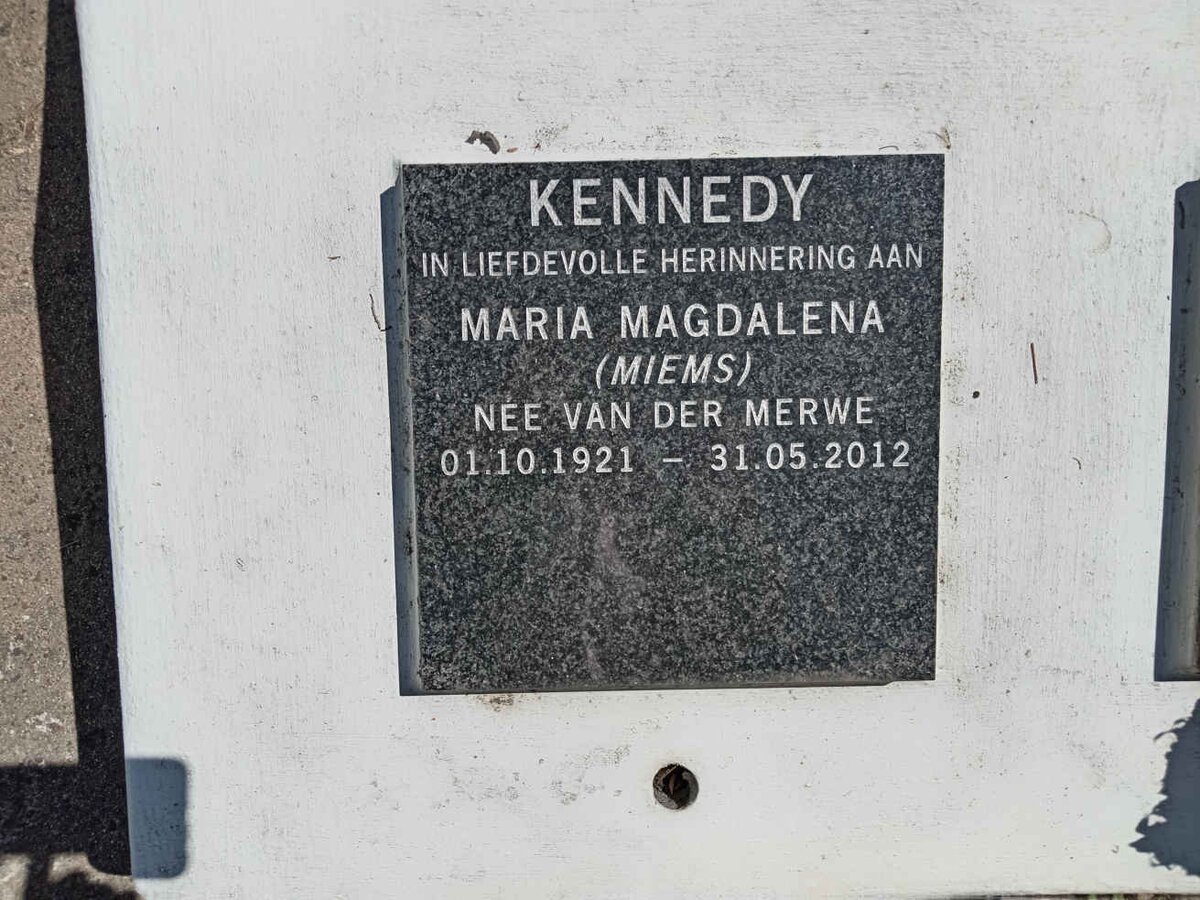 KENNEDY Maria Magdalena nee VAN DER MERWE 1921-2012