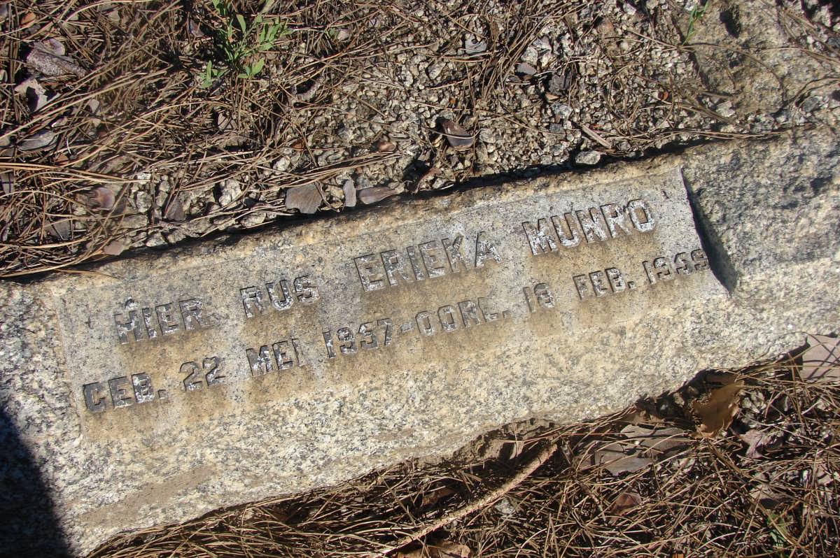 MUNRO Erieka 1957-1959