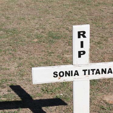TITANA Sonia