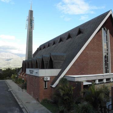 Western Cape, PAARL, NG Kerk Suider-Paarl, Muur van herdenking