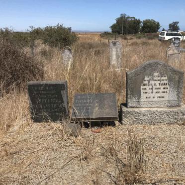 THIART Frederik Nicolaas 1881-1963 :: B.H.C. THIART nee VISSER 1891-1970 :: THIART Gideon G. 1922-1947_1