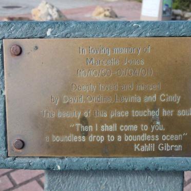 JONES Marcelle 1950-2001