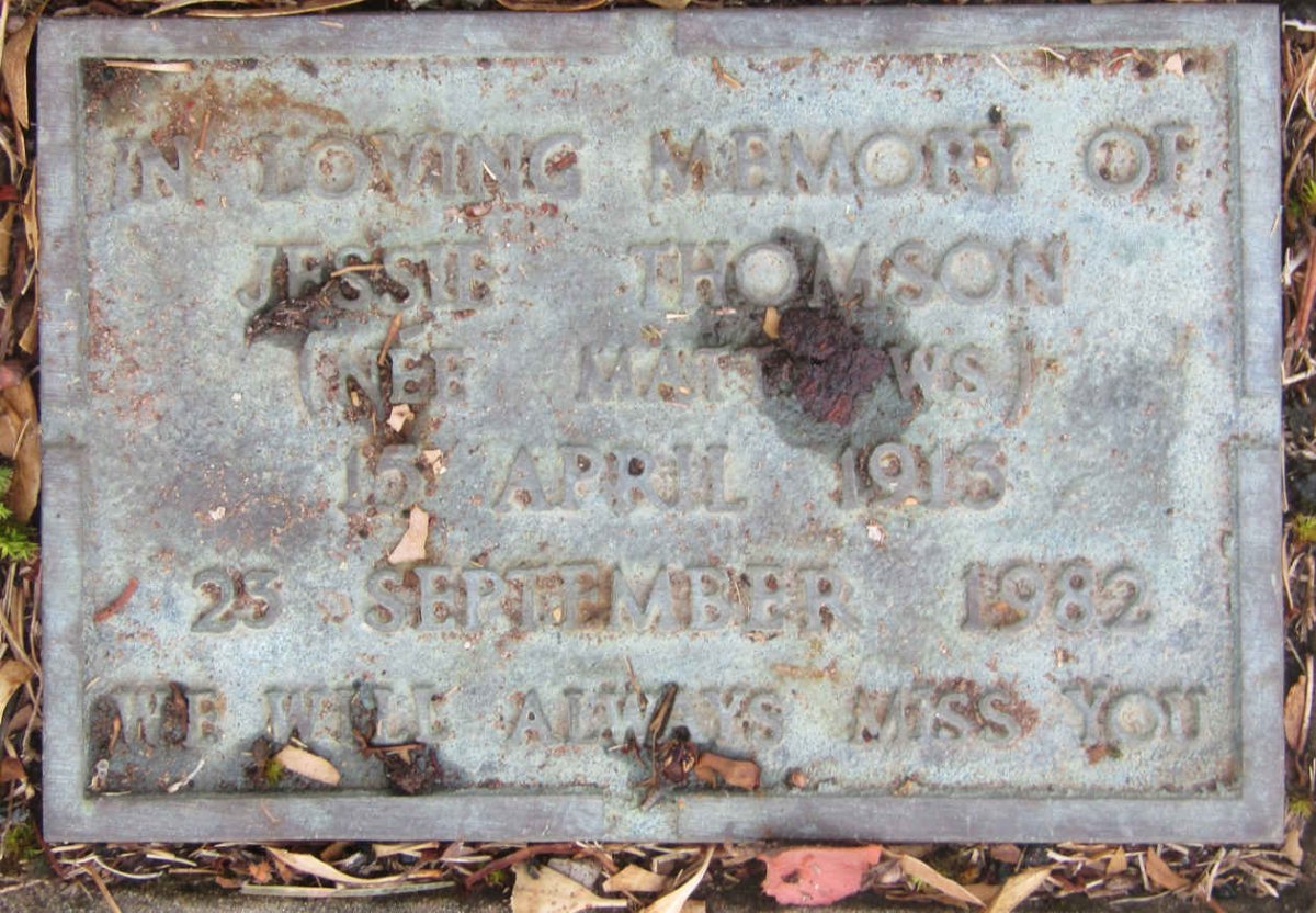 THOMSON Jessie nee MATTHEWS 1913-1982