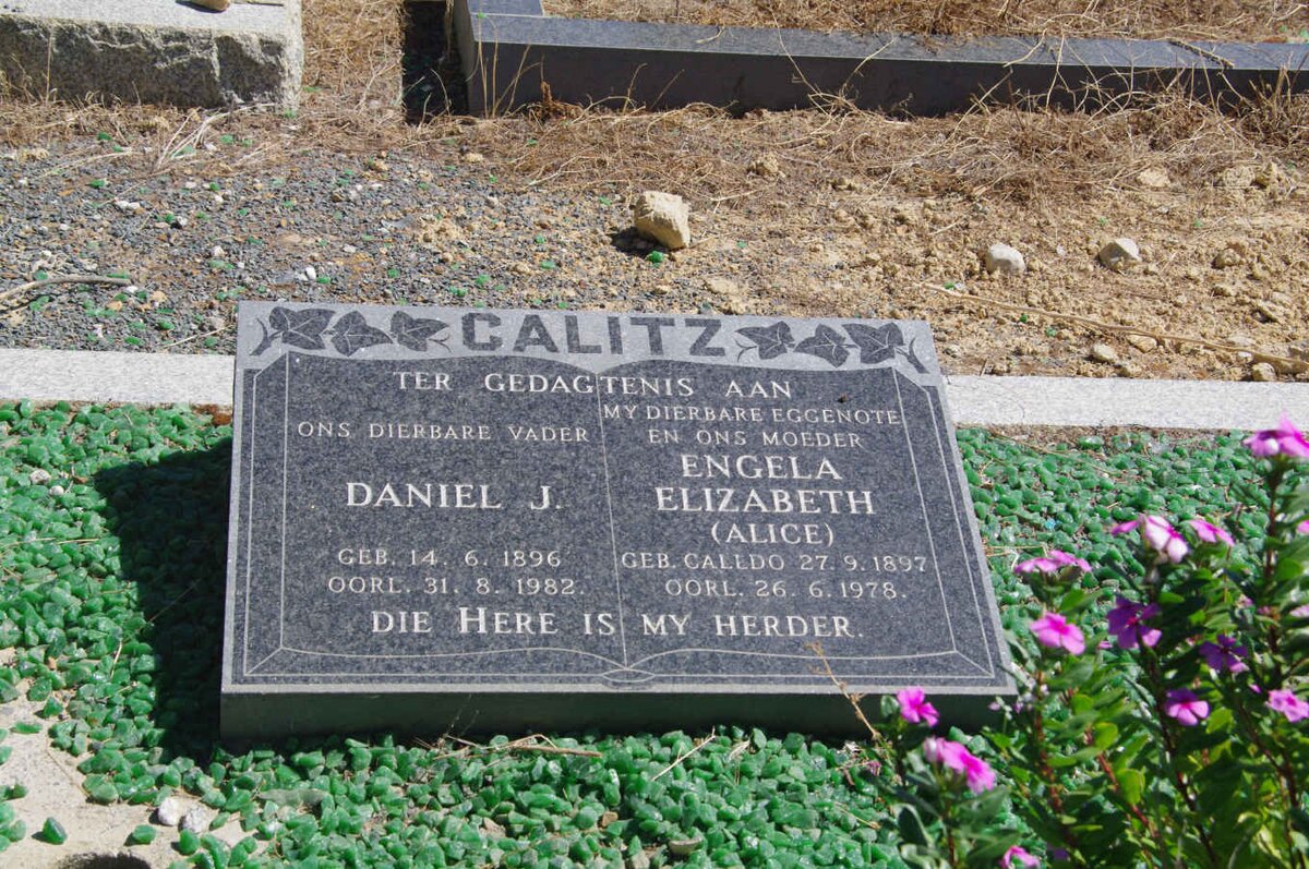 CALITZ Daniel J. 1896-1982 &amp; Engela Elizabeth 1897-1978