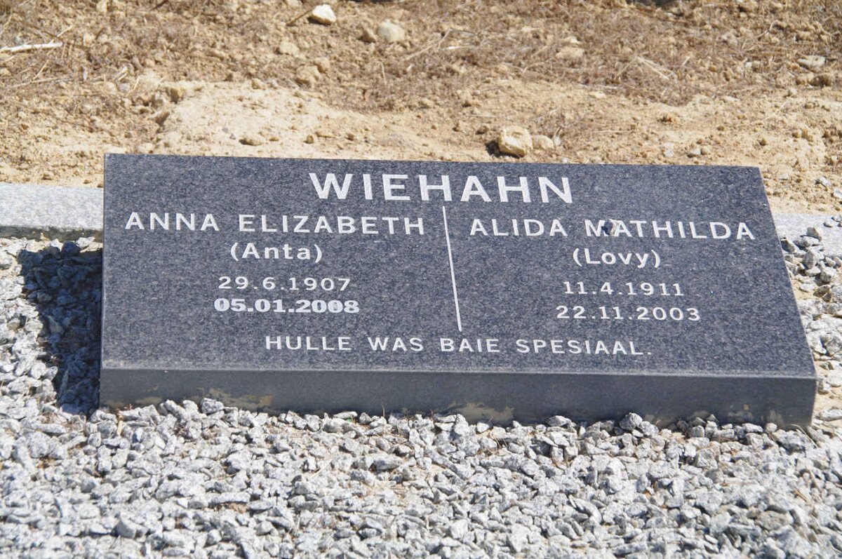 WIEHAHN Anna Elizabeth 1907-2008 :: WIEHAHN Alida Mathilda 1911-2003