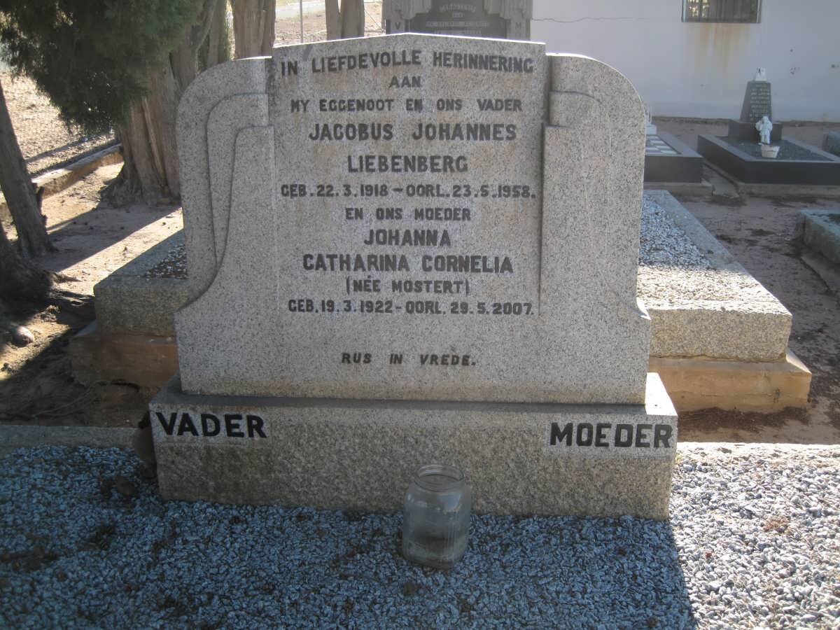 LIEBENBERG Jacobus Johannes 1918-1953 &amp; Johanna Catharina Cornelia MOSTERT 1922-2007