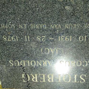 STOFBERG Jacobus Arnoldus 1931-1978 :: ? Lizette 1942-1989 :: ? Lynn 1960-1990