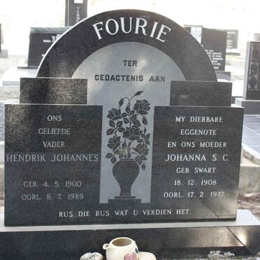 FOURIE Hendrik Johannes 1900-1989 &amp; Johanna S.C. SWART 1908-1977