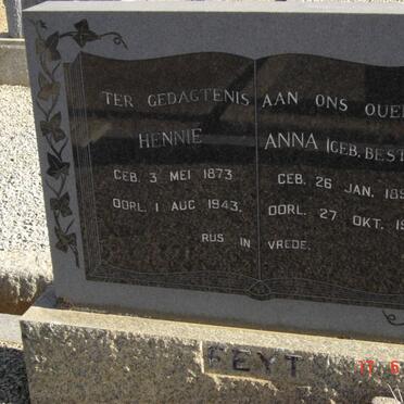 F - Vanne :: Surnames - F