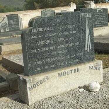 MOUTON Andries Adriaan 1896-1951 &amp; Klasina Fransina VAN ZYL 1887-1964