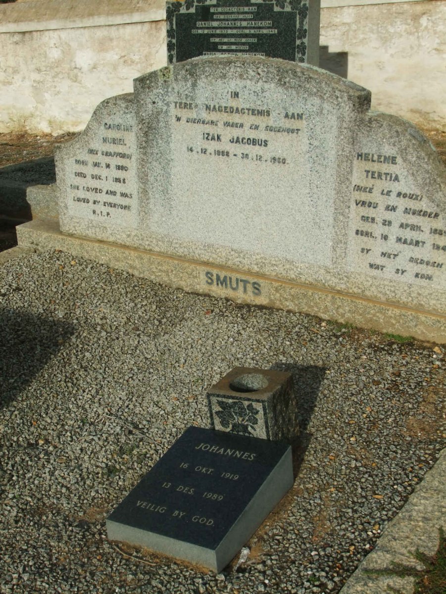 SMUTS :: CRAFFORD :: LE ROUX