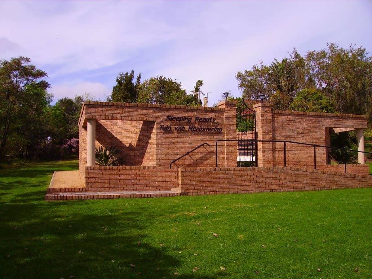 1. Gedenkmuur Riversdal 