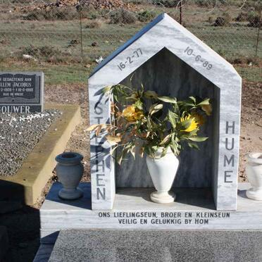 HUME Stephen 1977-1989