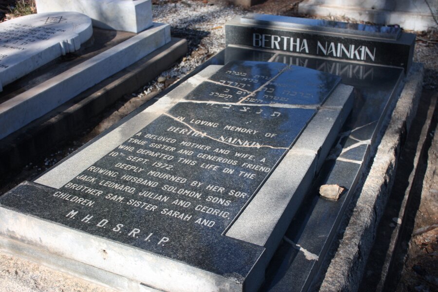 NAINKIN Bertha  -1972