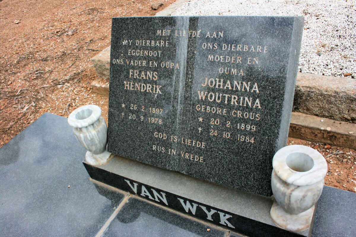 WYK Frans Hendrik, van 1897-1978 &amp; Johanna Woutrina CROUS 1899-1984