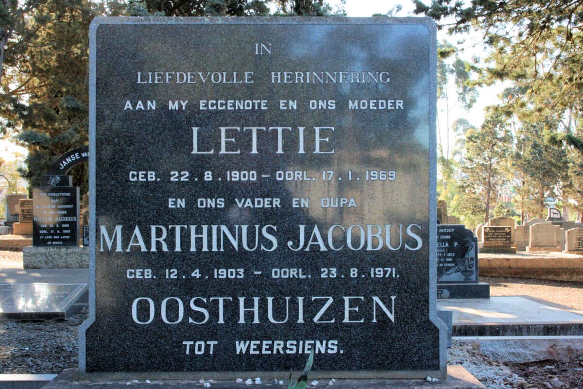 OOSTHUIZEN MarthinusJacobus 1903-1971 &amp; Lettie 1900-1969