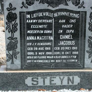 STEYN Daniel Jacobus 1910-1988 &amp; Anna Magritha JANSE VAN RENSBURG 1915-1966