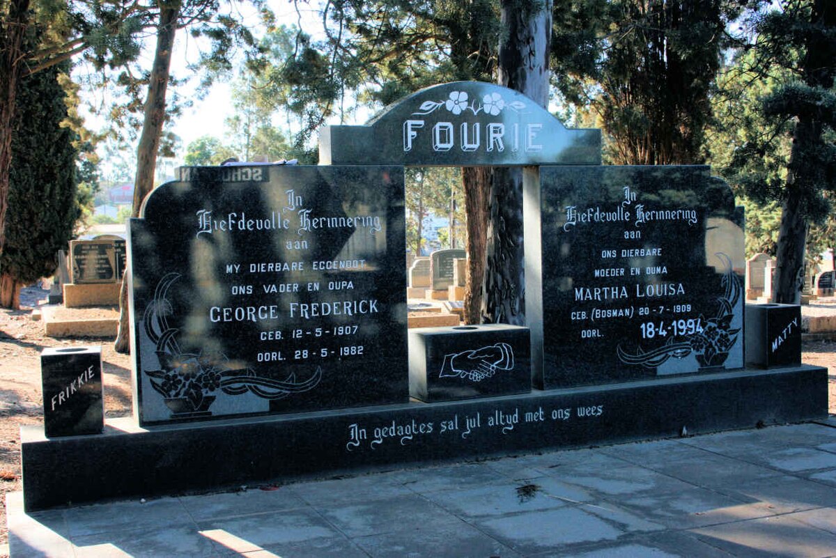 FOURIE George Frederick 1907-1982 &amp; Martha Louisa BOSMAN 1909-1994