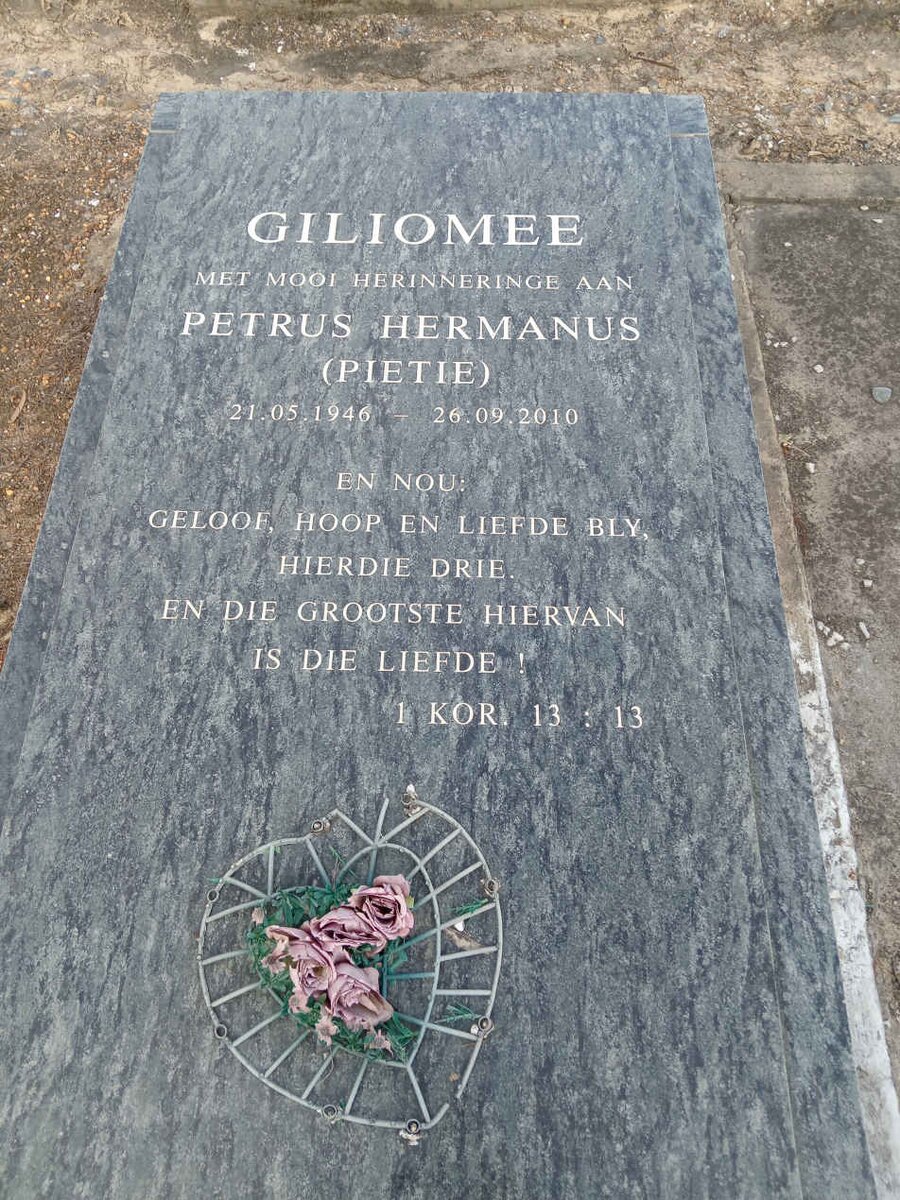 GILIOMEE Petrus Hermanus 1946-2010
