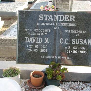 STANDER David N. 1920-2004 &amp; C.C. Susan 1932-2006