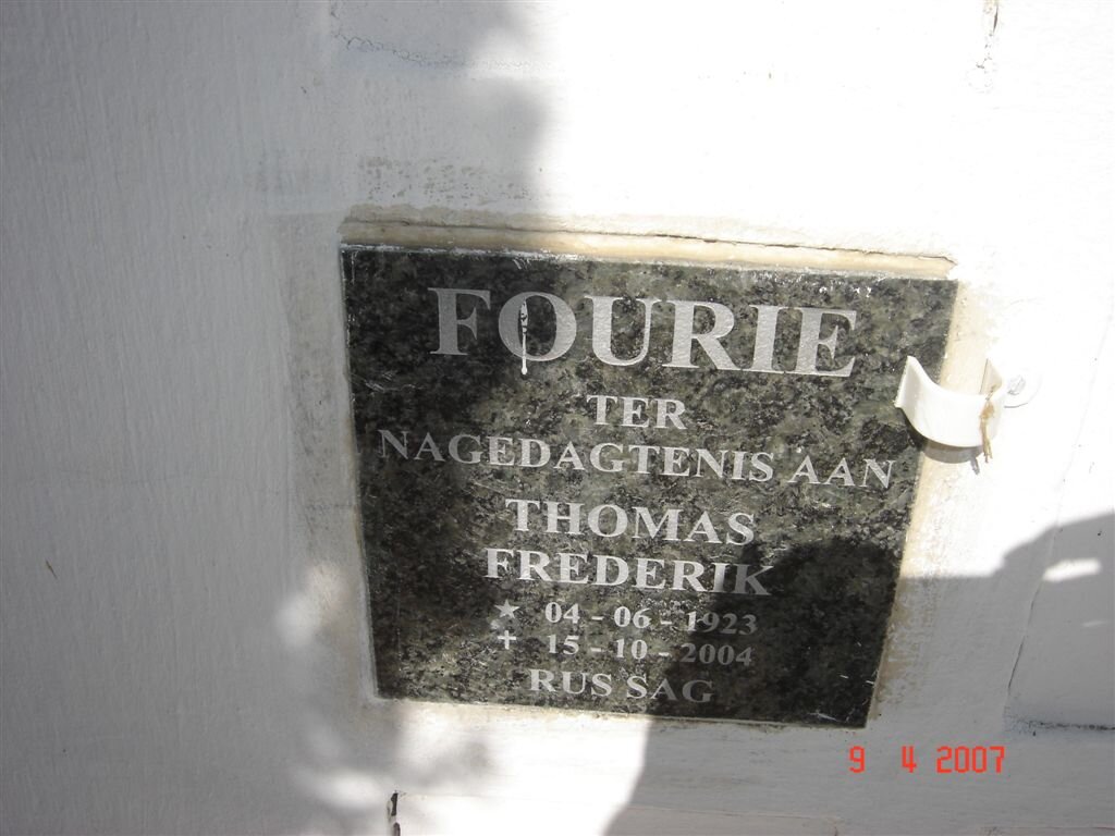 FOURIE Thomas Frederik 1923-2004