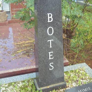 BOTES Kosie 1923-2017 :: BOTES Mimie 1928-1993 :: BOTES Johann 1949-1982